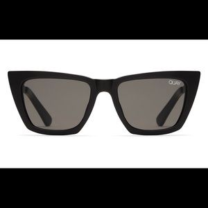 Brand new Quay Australia Glasses 🖤